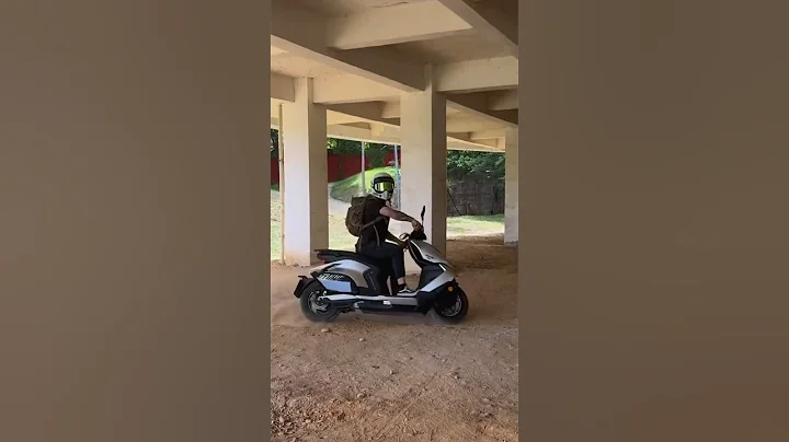 Быстрый спортивный электроскутер ZEEHO AE8 S+ 2024 года #ae8 #zeeho #china #скутер