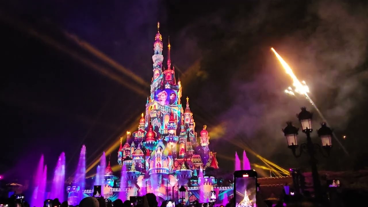 Disneyland hong kong 2025 firework show
