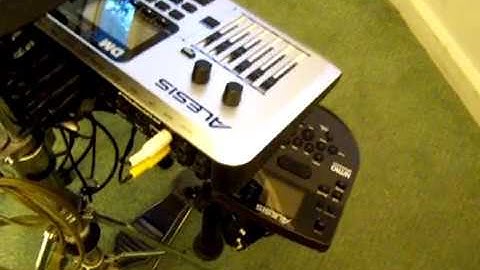 ALESIS nitro kit module playing through the ALESIS DM10 module