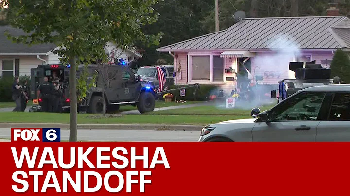 Waukesha standoff, man taken into custody | FOX6 News Milwaukee