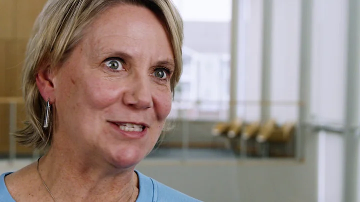 Nancy's Cataract Story - PanOptix Trifocal Lens