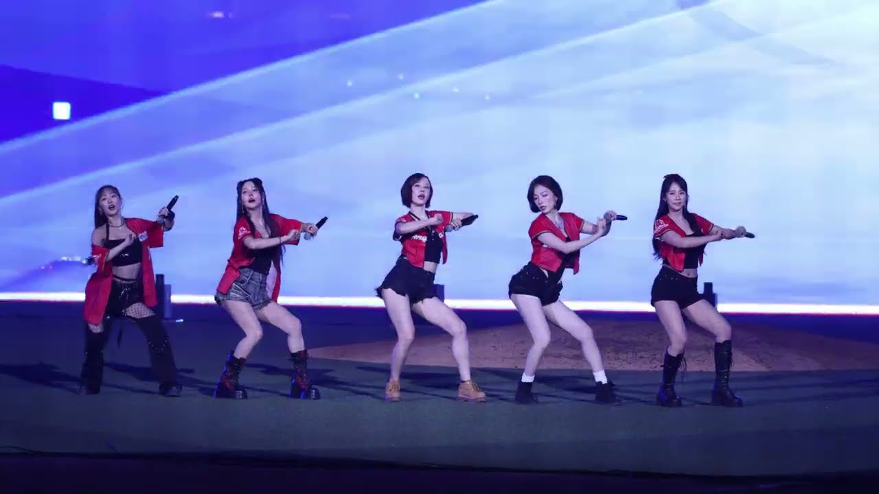 KARA - 점핑(Jumping) M/V - YouTube