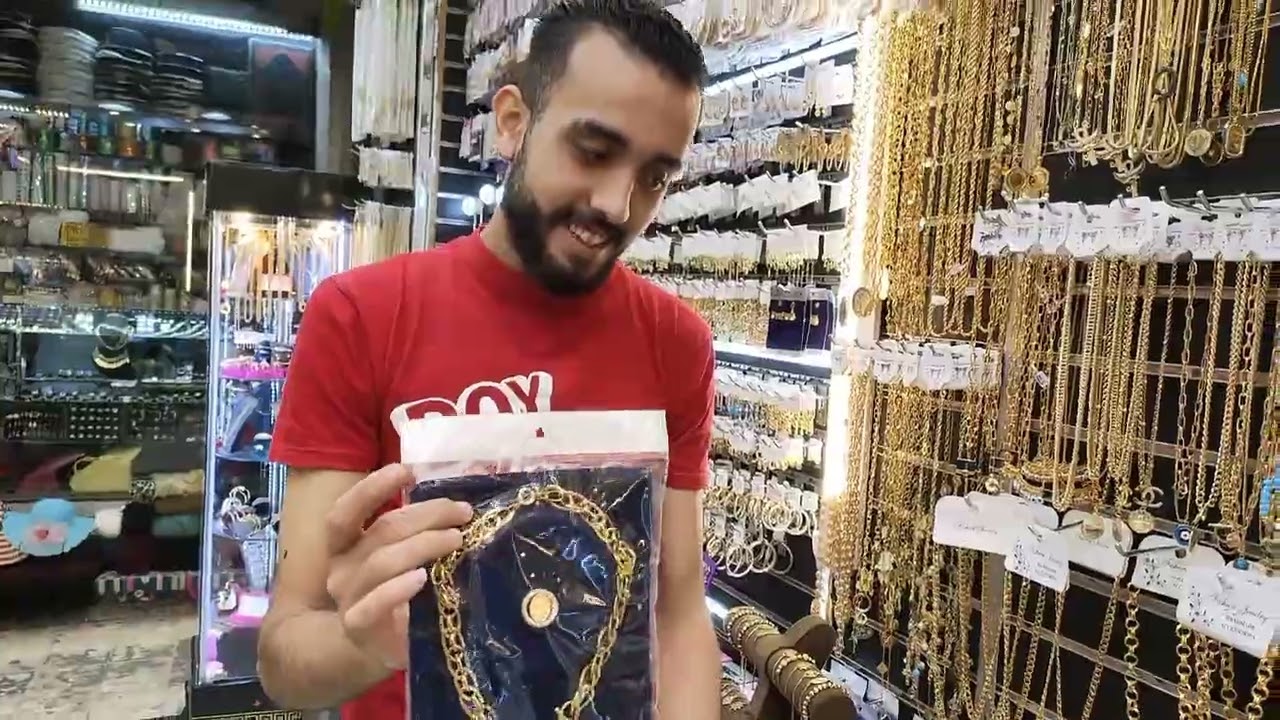 منبع الاكسسوارات💍ودهب الصينى لكل عروسه واخواتى البنات💃البيع بسعر الجمله ترنداات واكسسوارات الفاننين💃
