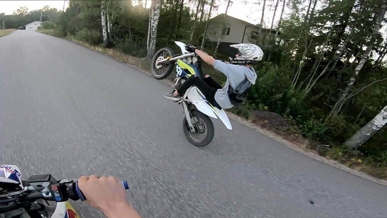 Husqvarna TC 85 wheelie in the summer 2019