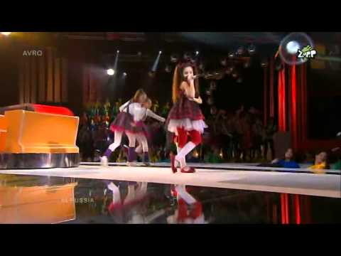 02. Russia - Ekaterina Ryabova - Malenky prints (Junior Eurovision Kiev 2009) - YouTube.mp4
