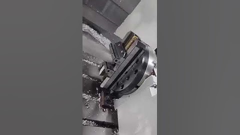 self centering vies and zero point quick change pallet for machining #selfcenteringvise #langvise