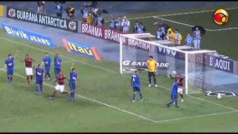 ► Flamengo tem gol anulado contra o Cruzeiro no 2º tempo