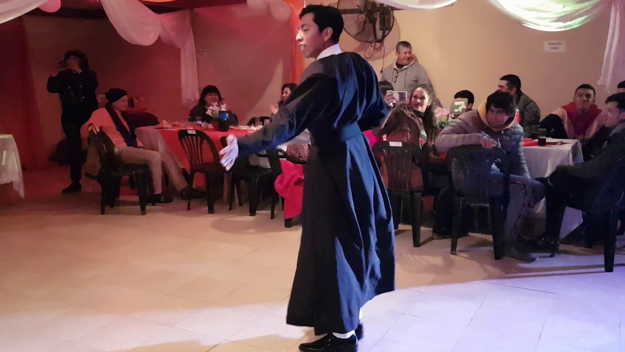 Loco Mia: Loco Mia Fan bailando "Gorbachov", "Rumba Samba Mambo", "Loco Vox" y "Loco Mia"