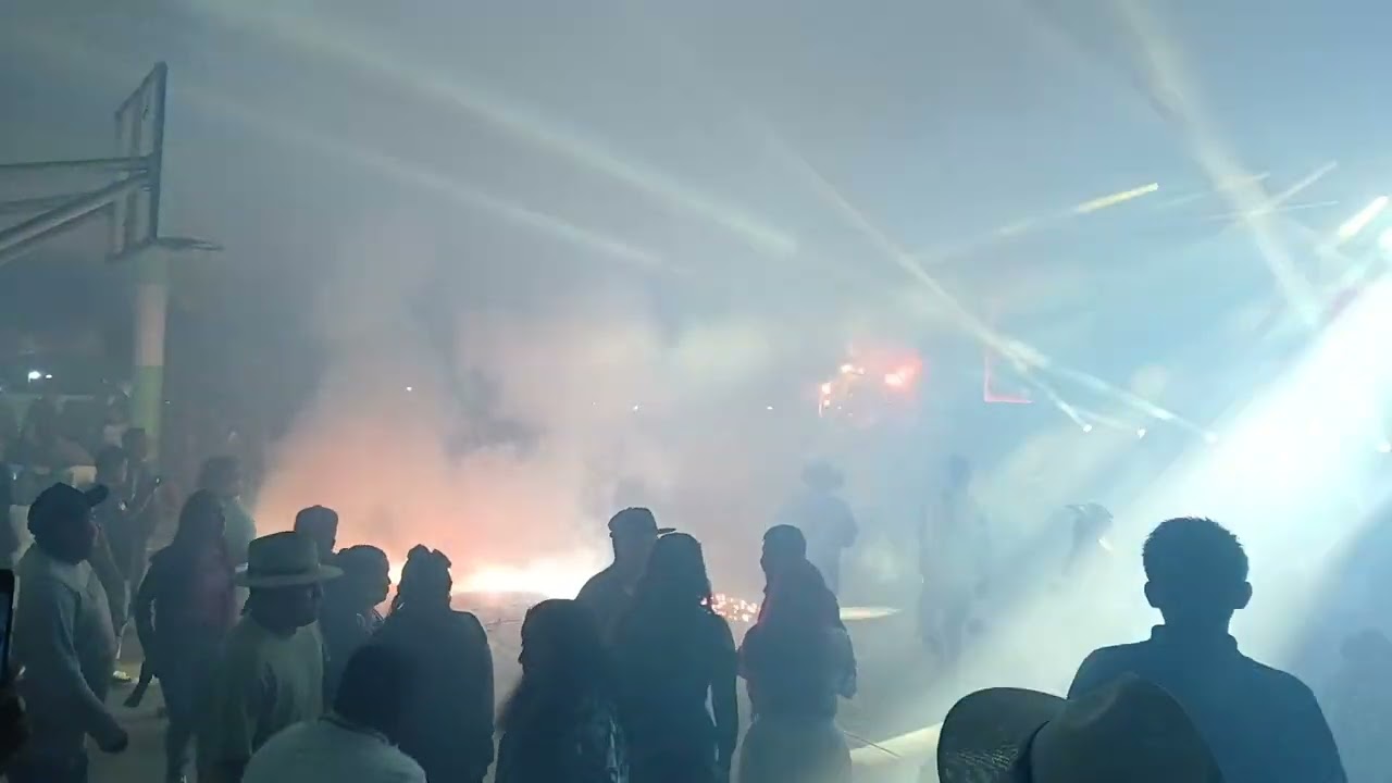 Baile  zonte musical en ixtololoya pantepec la quema del torito 