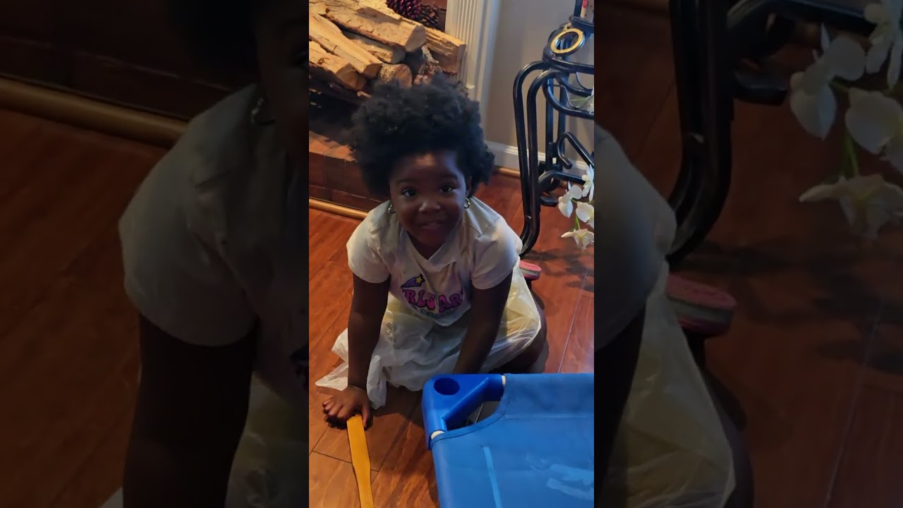 (10/26/25) It's dinner time with Love ❤️ 😍 💖 ❣️ 💕 💘 