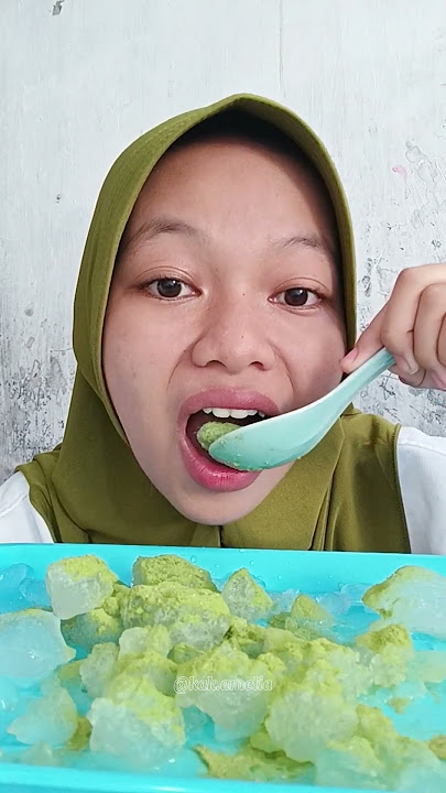 try ice cubes sprinkled with matcha #matcha #ice cubes #asmr