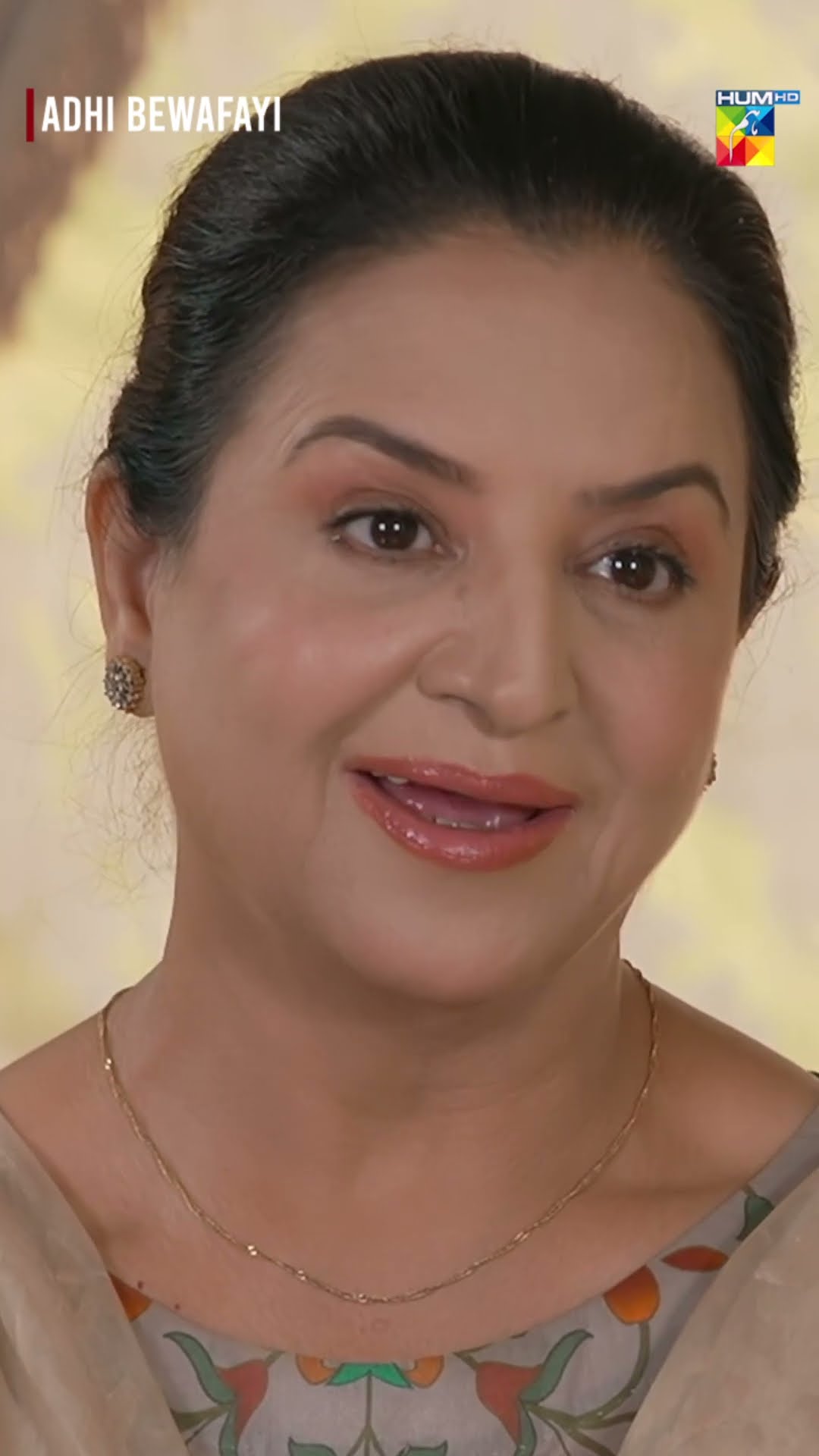 Adhi Bewafayi [BEST MOMENT] #alishbakhan #ahmedtahaghani #faiqkhan #adhibewafayi #shortsfeed #humtv