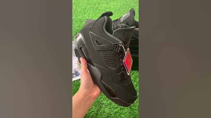 Jordan.4 retro black cat