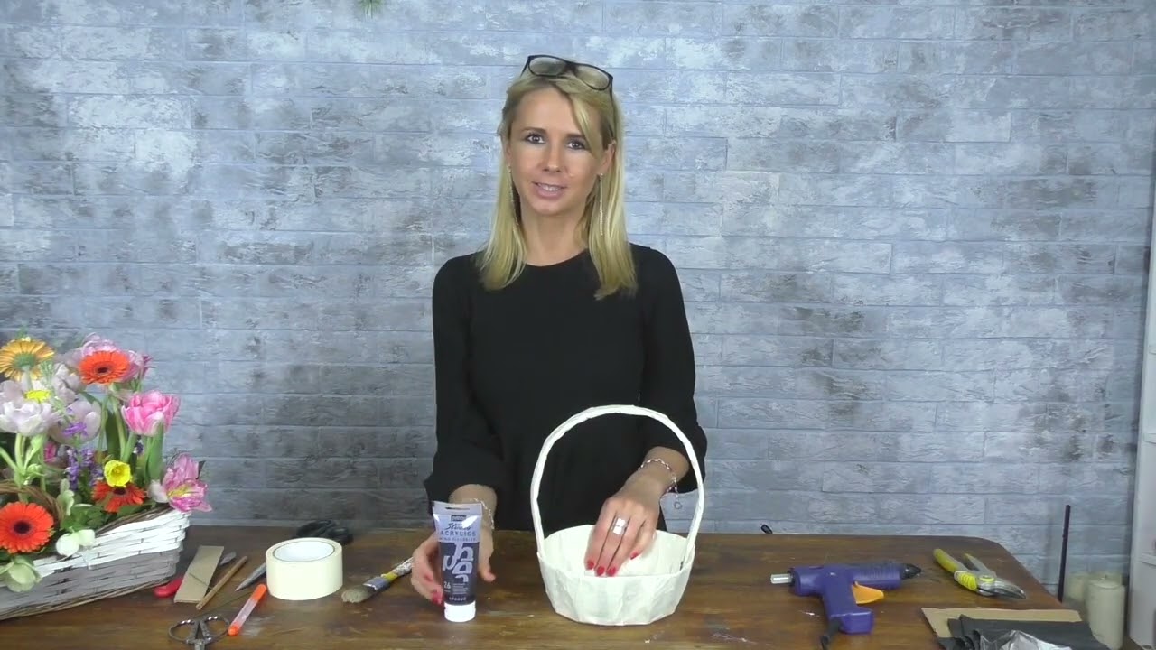 Создание корзинки из картона и веток