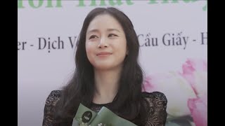 Kim Tae Hee xinh đẹp, rạng rỡ tuổi 40 tại Việt Nam - Tổ chức lễ khai trương Showroom Everon