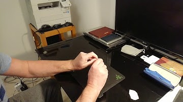 How to change battery for estimote bacon yellow.