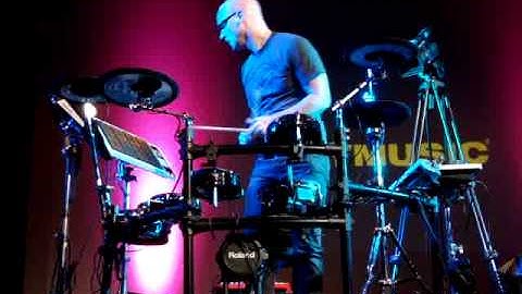 Roland V-Drums demo met Michael Schack & Thomas Lang