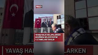 Mansur Yavaş Halkı Selamlarken Keçiören Belediyesine T.c. Tabelası Takıldı