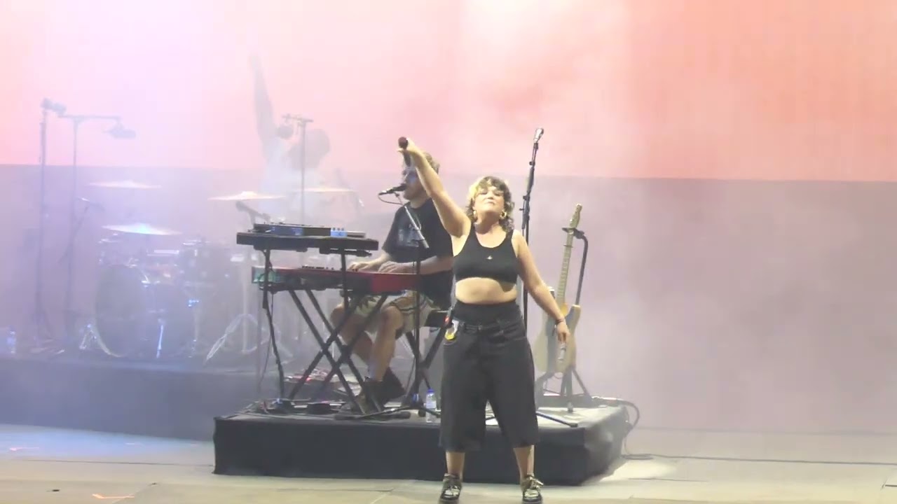 Lola Young - Festival Paredes De Coura