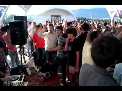 Kasper Bjørke - Heaven ::: Roof Sundayz Vol # 2 (Dj Eke Remix) adlı videoyu YouTube'da izle Kasper Bjørke - Heaven ::: Roof Sundayz Vol # 2 (Dj Eke Remix) adlı videoyu YouTube'da izle