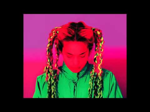 Claridad-06Llueven (Feat.Oli)-Sublimar