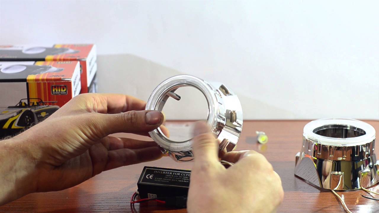 Комплект биксеноновых линз G5 с ангельскими глазками - YouTube