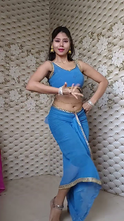 yad rakhiye char Akshar pyar ke #bollywood #dance #love #youtubedance #viralvideo #bollywooddance