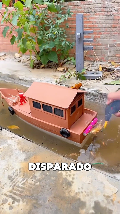 Consiguieron Que El Barco Flotase Con Pasajeros 😯❤️