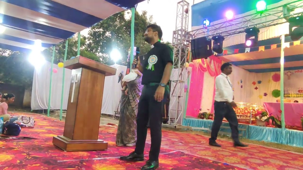 jivan donga mor hilo dolo // जीवन डोंगा मोर हिलो डोलो // Sing by Reverend Anuj Toppo