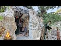 Homeless life in a cave | Trying to survive in the mountains 🏔️🔥