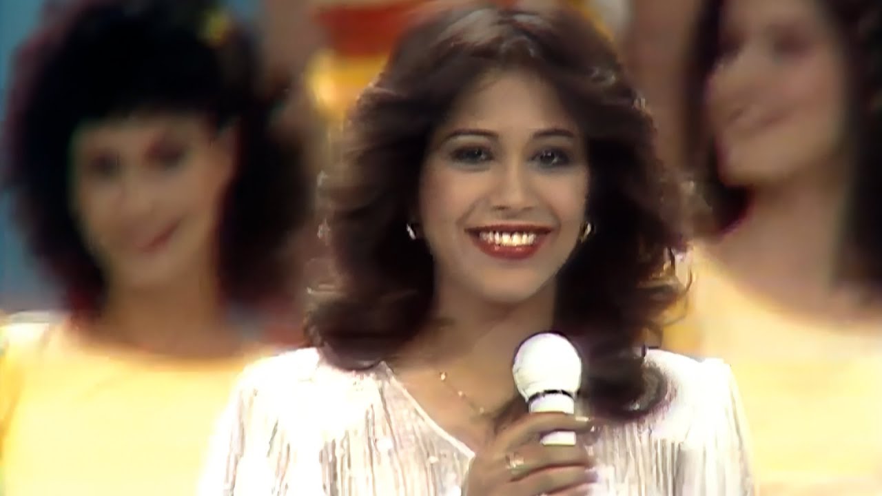 Obejrzyj עפרה חזה - חי | קליפ w YouTube Obejrzyj עפרה חזה - חי | קליפ w YouTube