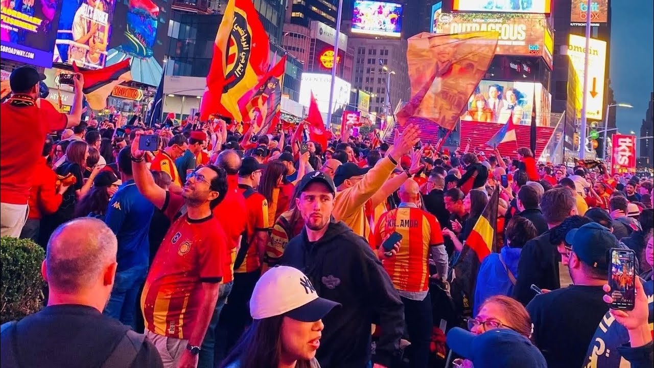 CRAZY ESPERANCE FANS IN USA