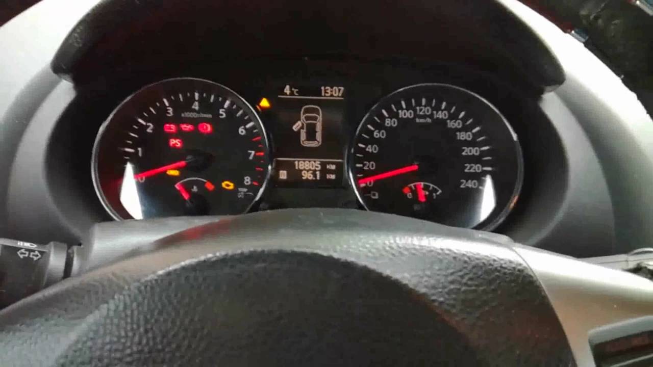 Как запустить двигатель перемкнув стартер напрямую - YouTube