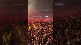 Upper Echelon LIT CROWD - Travis Scott live in Portugal (sorry for vertical video)