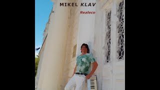 Mikel Klav – “Diferencoj”  (Oficiala muzikvideo)