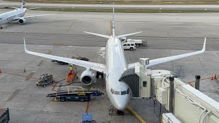 Washington DC (DCA) ~ Miami (MIA) - American Airlines - Boeing 737-800 -Full Flight
