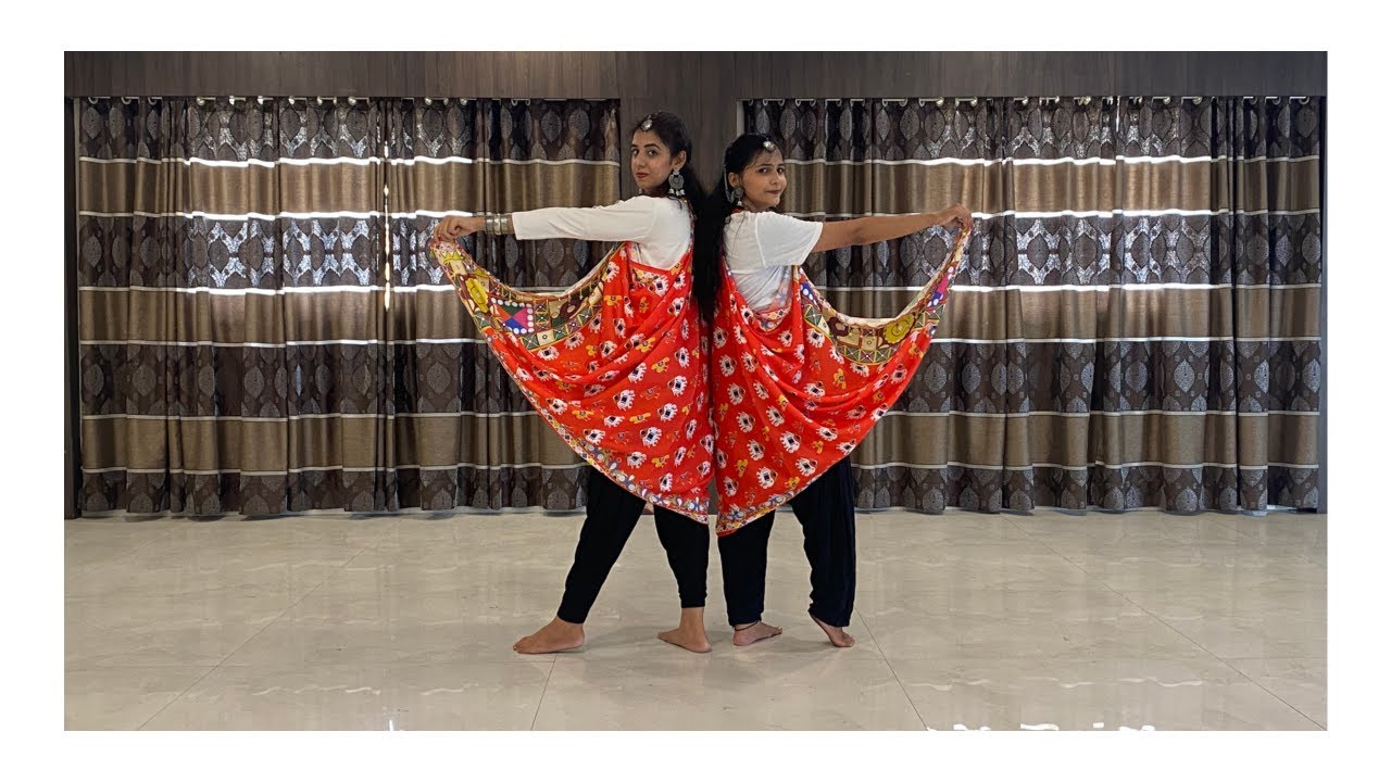 Navratri Mashup | DJ Dave NYC | Sunix Thakor |  Bolly-Garba | Shivaani Rahatekar X Shivani Pathak