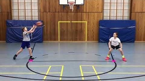Beginner Passing and Catching Drill for young Kids
