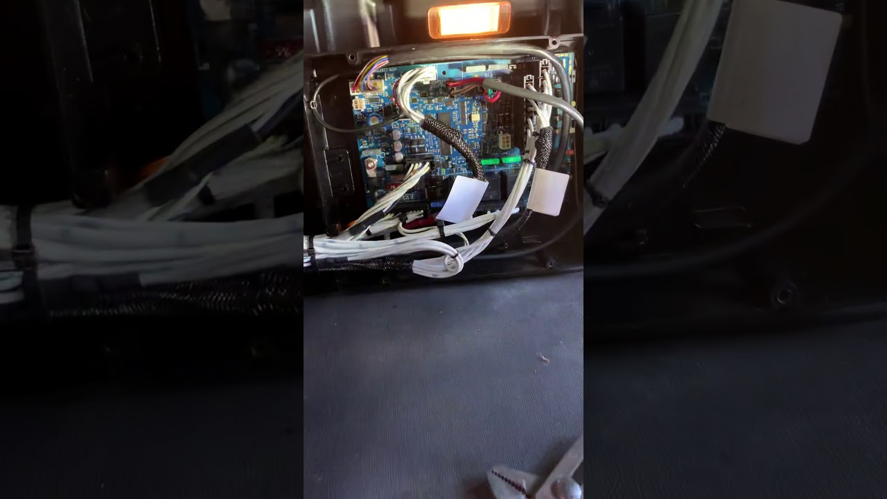 Espar bunk heater not turning on - YouTube