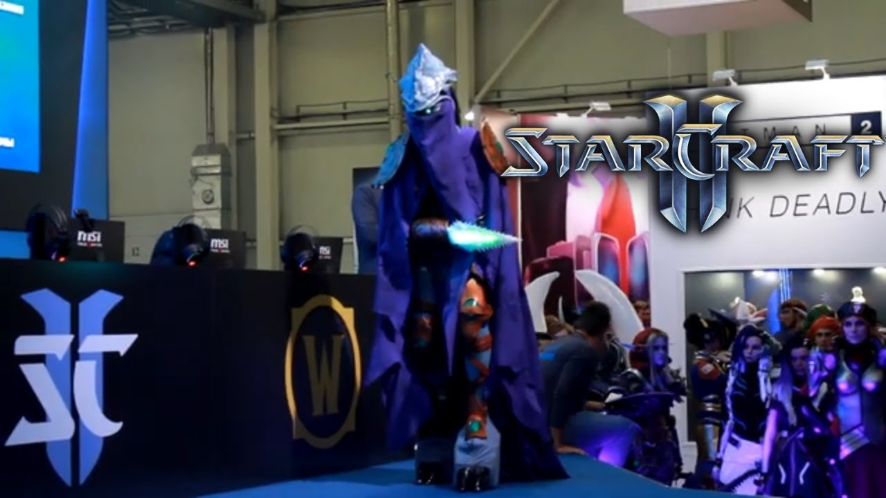Starcraft 2 Zeratul Cosplay at Comic Con Russia 2018 - YouTube