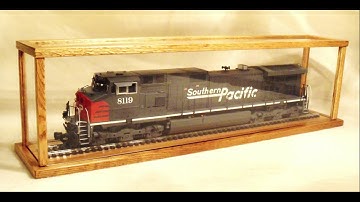 Train Display Case, Executive Line