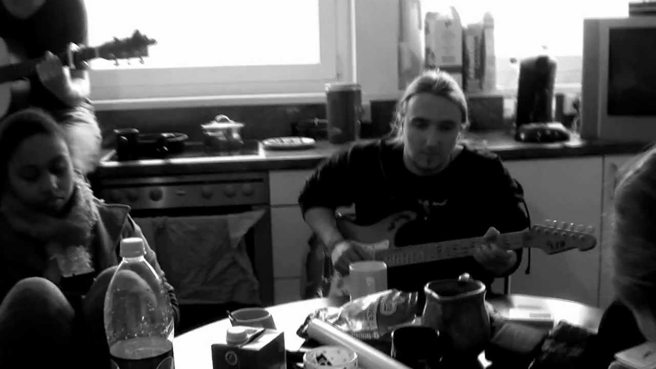 Antonio Hoffmann, Johnny Gee & Friends - Earth Song (Kitchen Session)