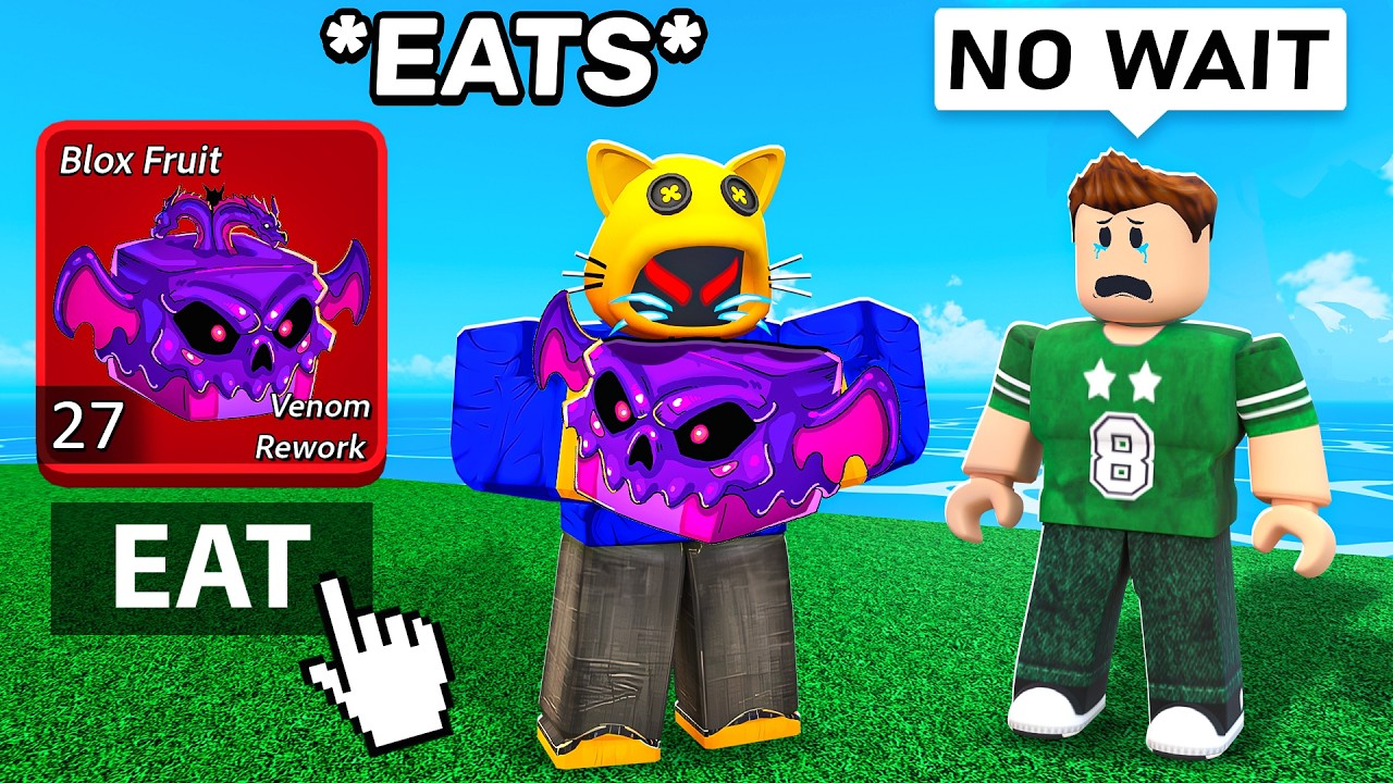 Eating Venom Rework In Front Of DESPERATE SCAMMERS.. (Blox Fruits)