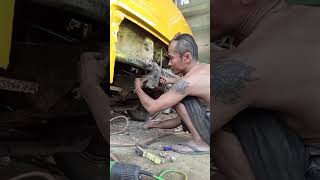 Alung Chin Kena Omel Istri Banyak Sampah Tidak Mau Disapu 😁