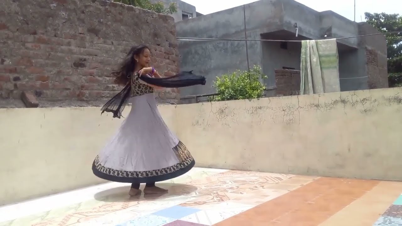 52 gaj ka daman|dance video|dance with pooja😍😘