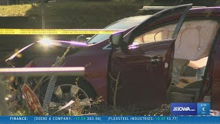 Des Moines police: Driver who crashed car Saturday afternoon found with 'gunshot injury'