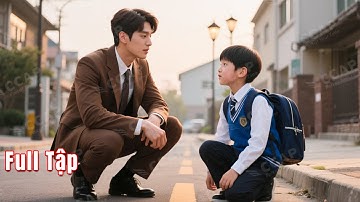 Tổng tài trở về sau 7 năm biệt tích, bất ngờ thấy một cậu bé giống mình y đúc. Nó là ai?