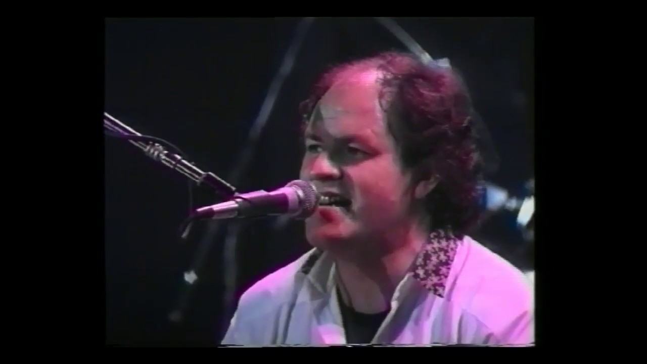 No quiero ser más tu amigo (en vivo Opera '91) - César 