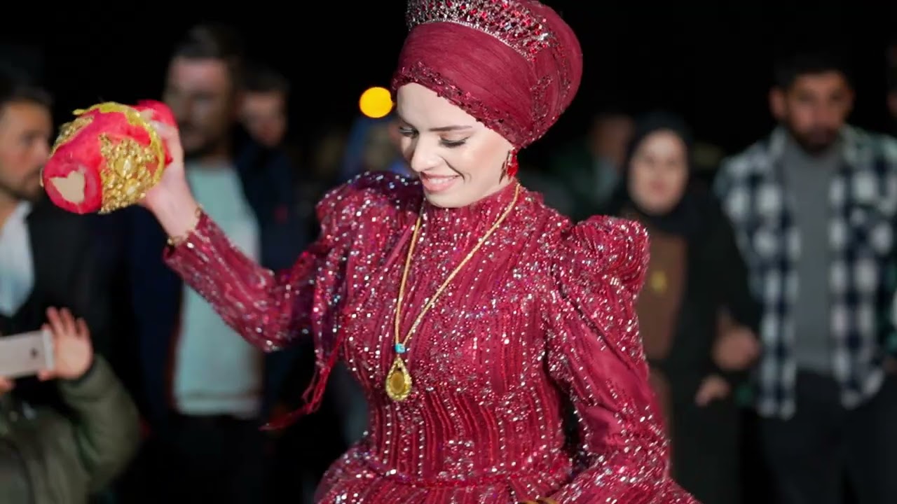 Ayhan Önder & Bakan Önder - Dilan Dilan (Çuku Ailesinin Düğünü)