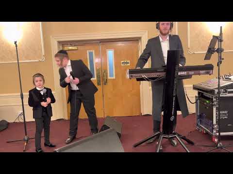 Waddling atres cherne Hershey Langzam on keys with brull brothers
